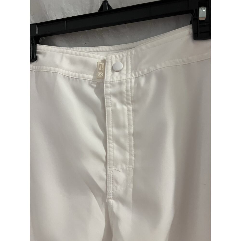 Beach Rays White Boy Shorts Cargo Pockets Sz 8. Beach - Picture 2 of 5